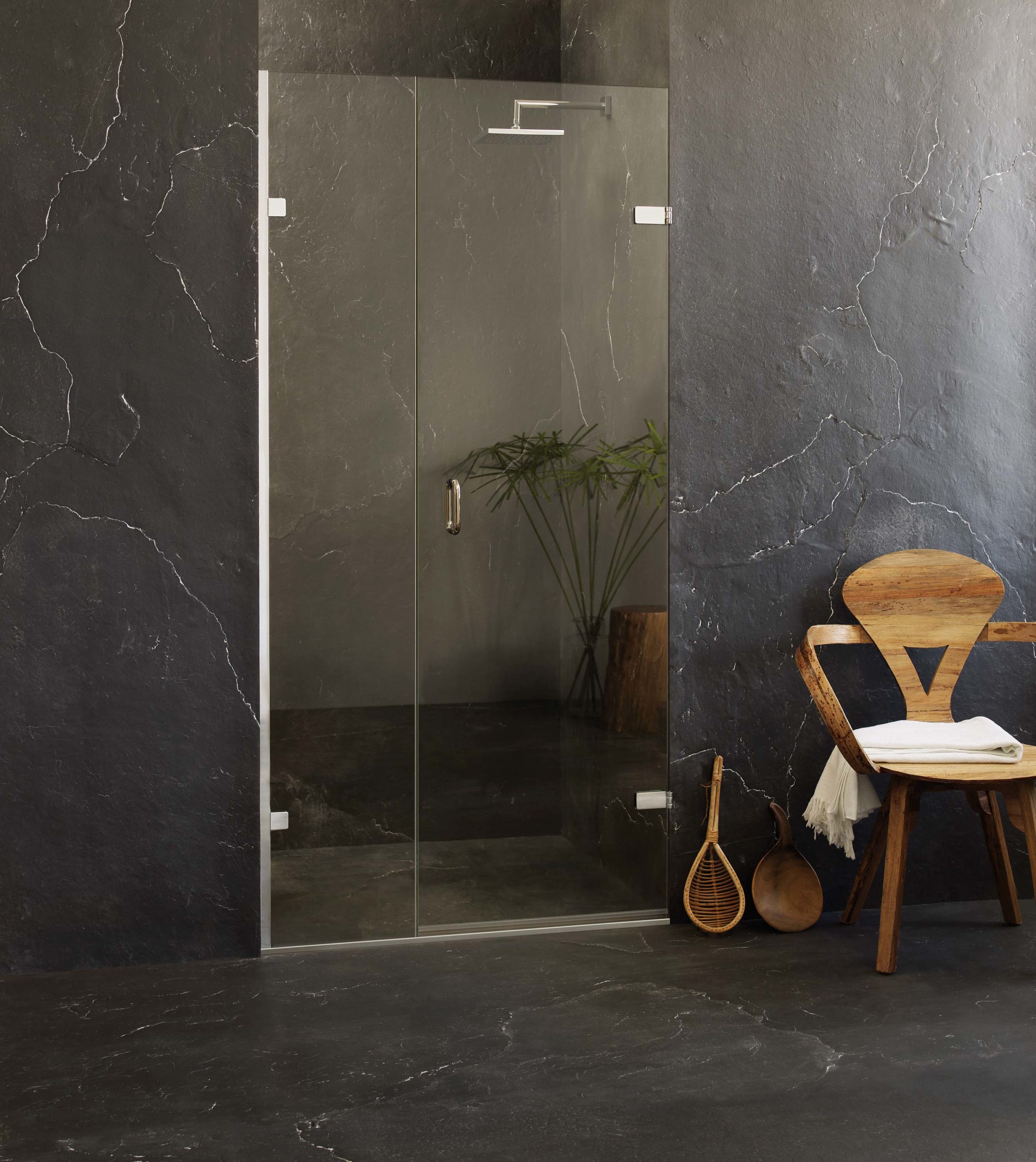 Essential Rio straight shower screen